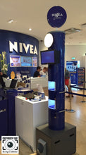 Laden Sie das Bild in den Galerie-Viewer, Fotobox mit Nivea Creme Design