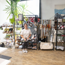 Laden Sie das Bild in den Galerie-Viewer, Foto vom Hundezubehör im Laden. Hierfür kann ein Beratungstermin vereinbart werden