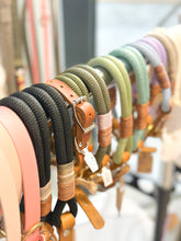 Laden Sie das Bild in den Galerie-Viewer, Kostenloser Beratungstermin Hundezubehör