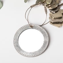 Laden Sie das Bild in den Galerie-Viewer, nelopii freigestellt als Beispiel am Schlüsselanhänger