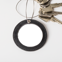 Laden Sie das Bild in den Galerie-Viewer, nelopii freigestellt als Beispiel am Schlüsselanhänger