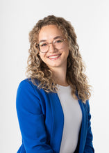 Laden Sie das Bild in den Galerie-Viewer, Bewerbungsshooting BB Fotostudio Allmersbach im Tal
