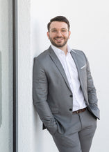 Laden Sie das Bild in den Galerie-Viewer, Bewerbungsshooting BB Fotostudio Allmersbach im Tal

