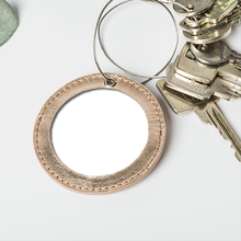 Laden Sie das Bild in den Galerie-Viewer, nelopii klein - personalisierbarer Schlüsselanhänger digital mit NFC-Chip - Sonderedition
